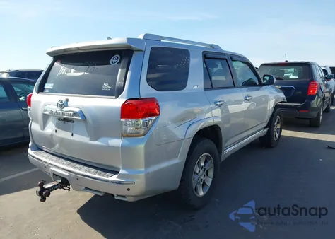 2010 Toyota 4Runner Sr5 V6 z USA, uszkodzony, nr VIN JTEZU5JR6A5011199